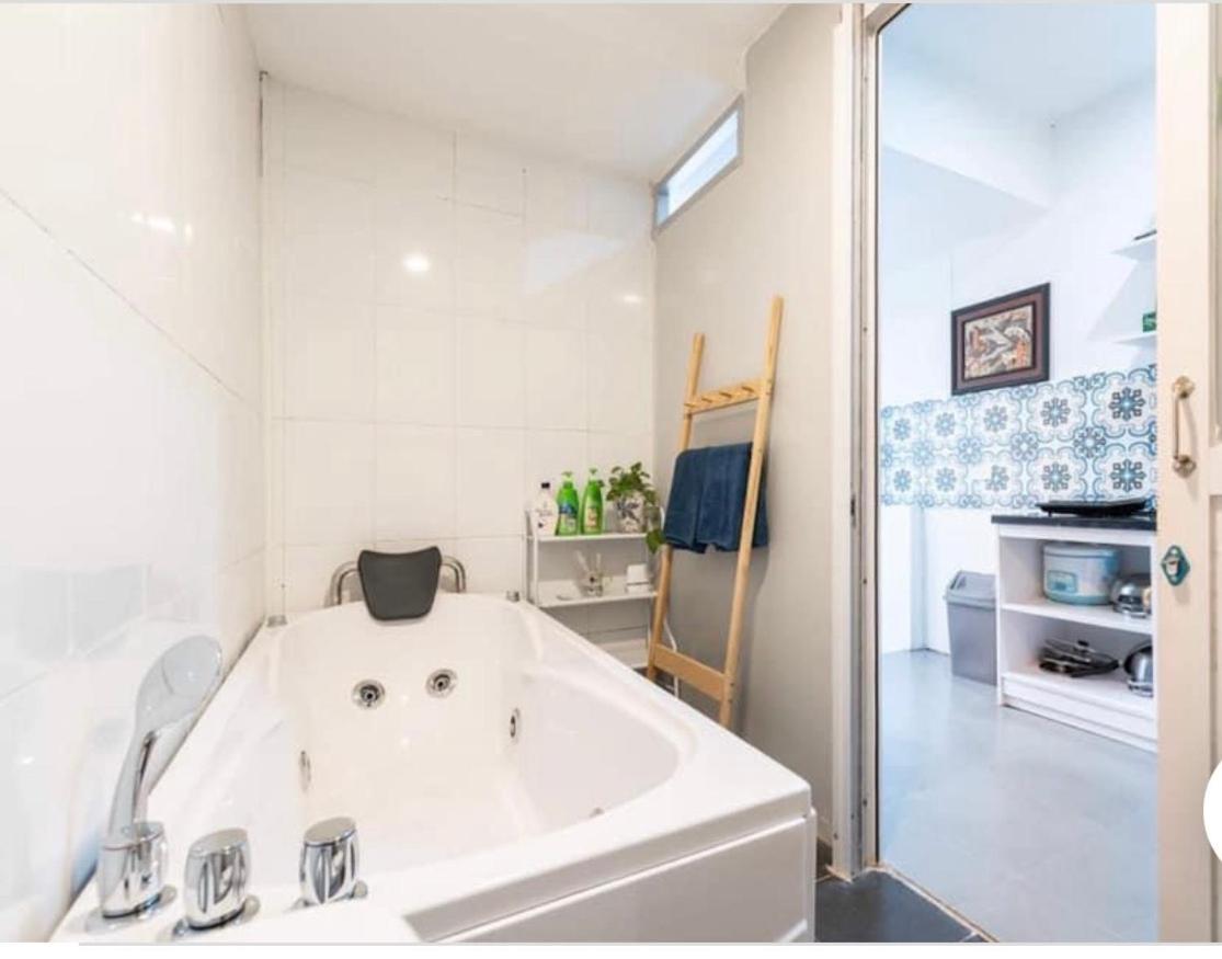 Duplex Warm Hanoi, 2 Bedrooms, Old Quarter, 3Mins To Hoan Kiem Lake Zewnętrze zdjęcie